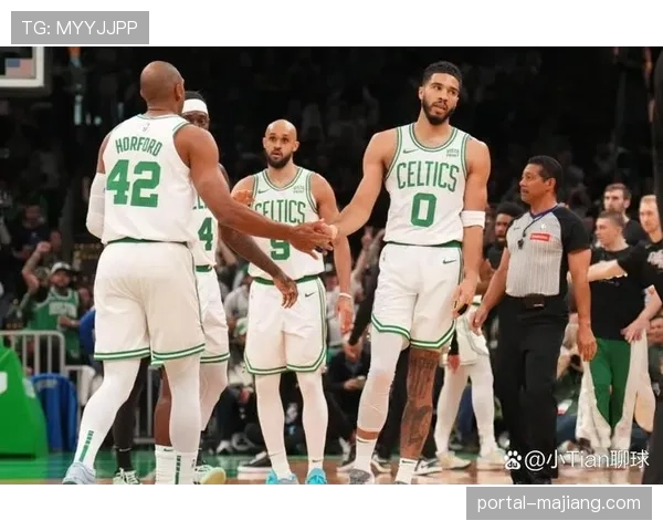 勒韦尔状态低迷全场仅中一球仅得两分一助攻骑士替补火力陷入困境 勒韦尔状态低迷全场仅中一球仅得两分一助攻骑士替补火力陷入困境